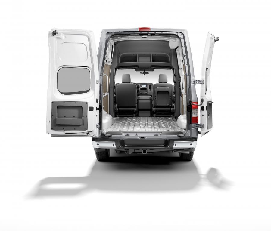  Nissan NV 2011 года  (фото 2 из 14)